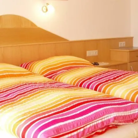 Gaestehaus Lanzinger 3*