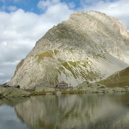 Gaestehaus Lanzinger 리징