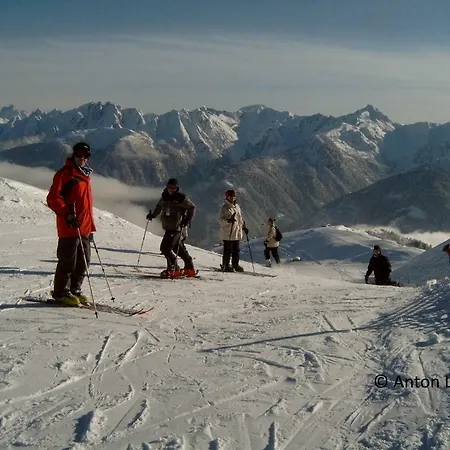 Gaestehaus Lanzinger 게스트하우스 3*