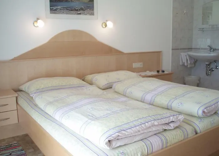 Gaestehaus Lanzinger 3* Liesing