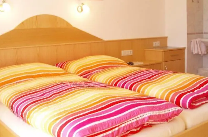 Gaestehaus Lanzinger 3*