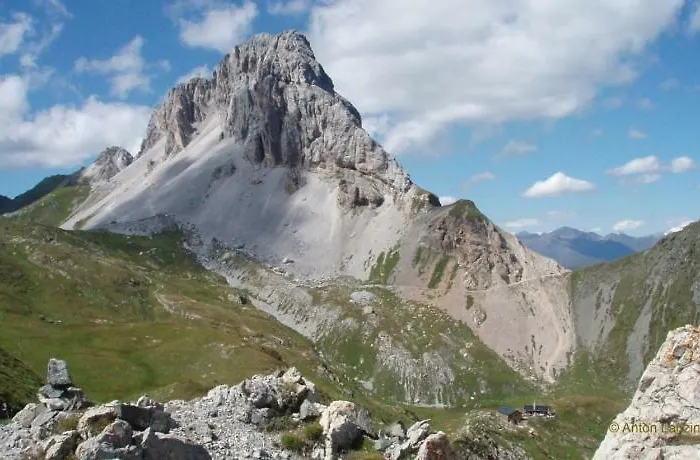 Casa de hóspedes Gaestehaus Lanzinger 3*