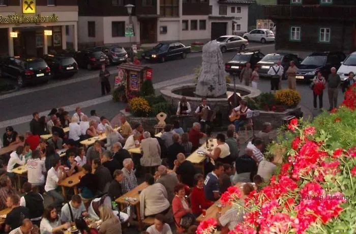 Guest house Gaestehaus Lanzinger 3*